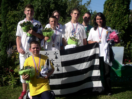 Nos jeunes champions tous réunis